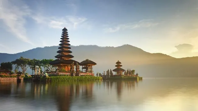 pantai kuta bali