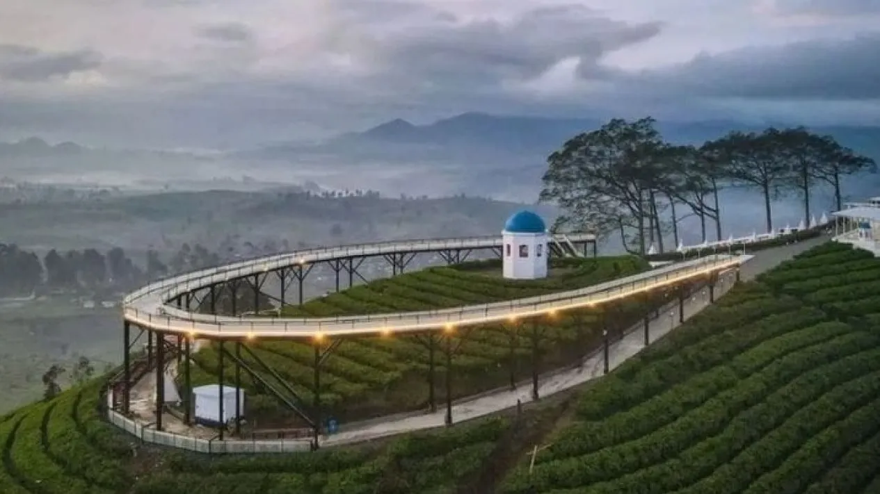 Menikmati Keindahan Alam di Nimo Highland Pangalengan