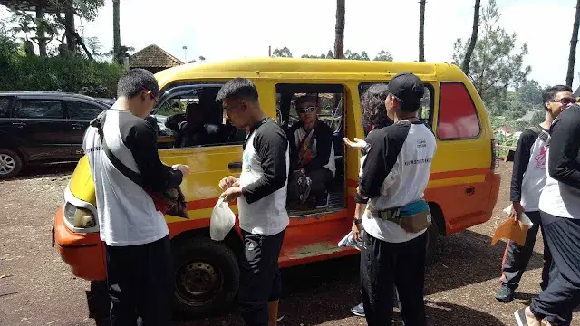 Tema-Tema Menarik dalam Outbound Amazing Race di Sariater