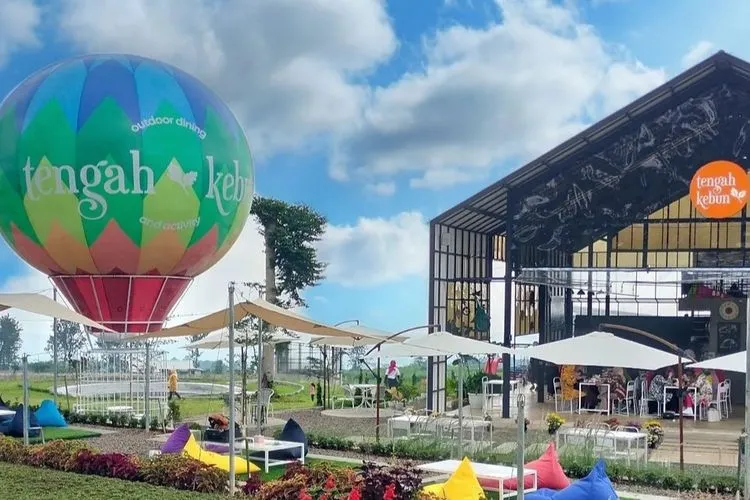 resto tengah kebun subang