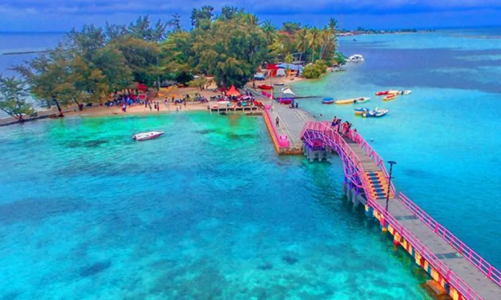 Kepulauan Seribu dan Perkembangan Wisatanya