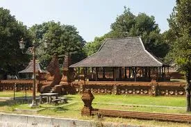 keraton kasepuhan cirebon