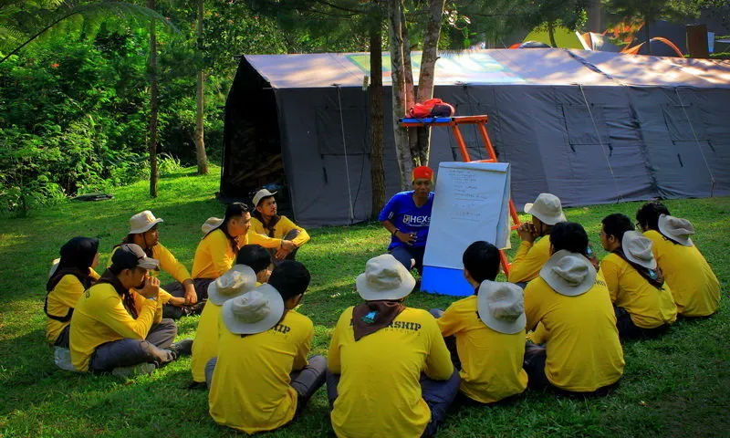Berapa Biaya Outbound Kantor? Ini Rincian Lengkapnya