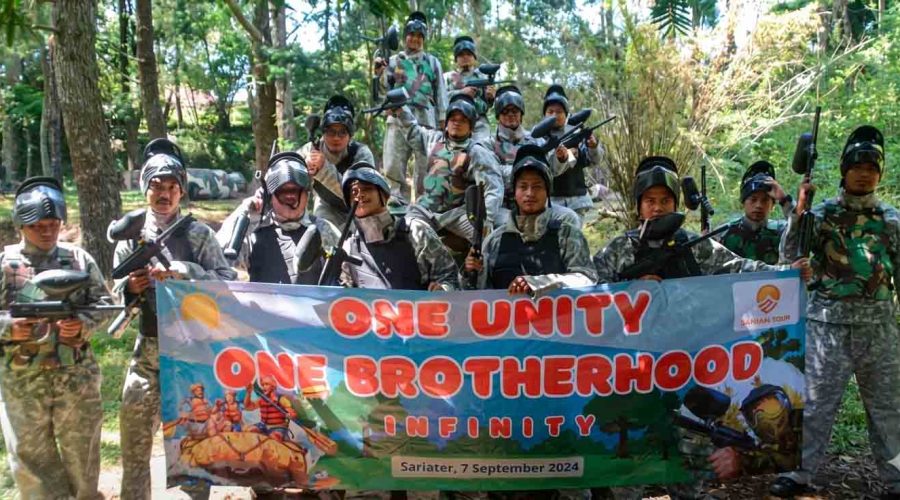 Brotherhood sedang Paintball di Sariater